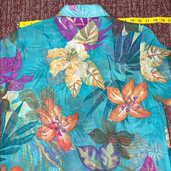 Maggie Sweet vintage sheer capri blue tropical floral button down women’s blouse - Picture 12 of 13